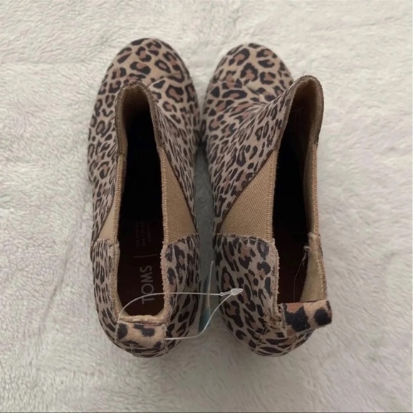 (NWT) TOMS Kelsey Wedge Leopard Print Bootie - Picture 11 of 12